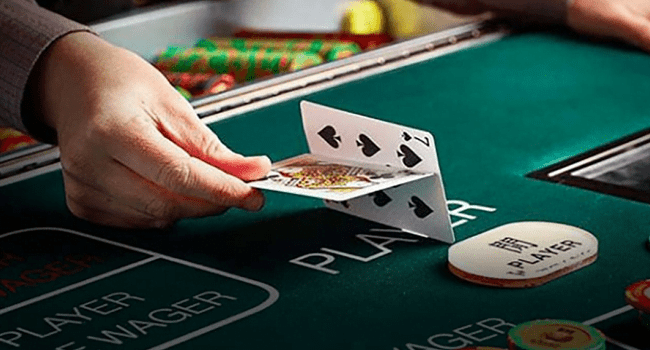 How to Play Baccarat: The Complete Guide About baccarat