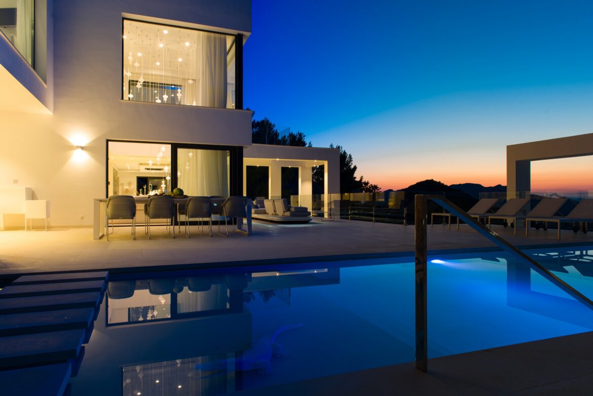Luxury Villas in Miralbo